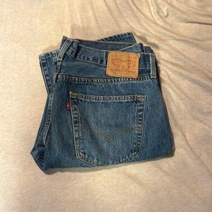 Levi’s 501 36x32 med wash